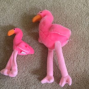 These cute flamingos are brand new and come together.